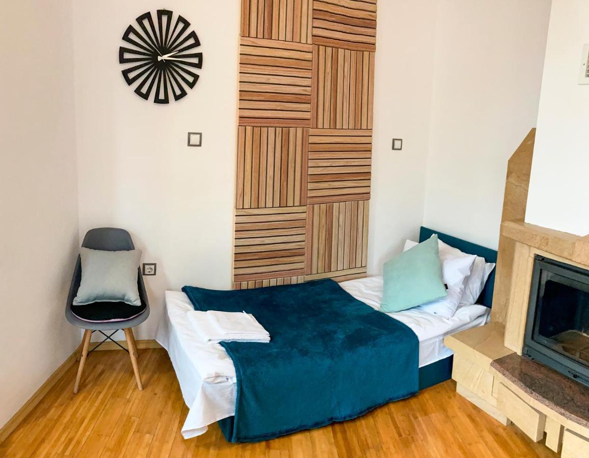 Two Bedroom Apartment -Welcome To Burgas- Top Location, Central Station, Main Walking Street, Sea Garden, Near The Beach ภายนอก รูปภาพ